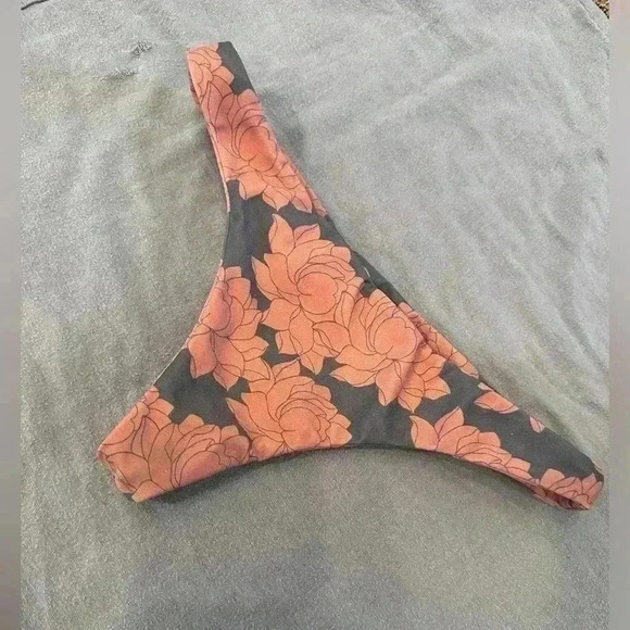 Blue and mauve floral bikini bathing suit bottom extra small reversible cheeky - Picture 1 of 9